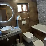 House For Rent * Zrnovo